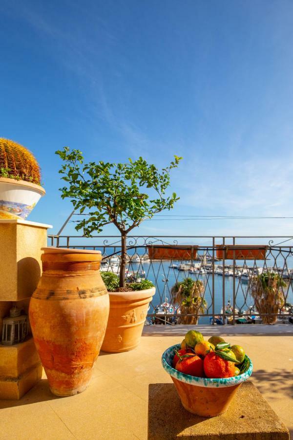 Vila Solemar Sicilia - Casa Porto Bagnera Santa Flavia Exteriér fotografie