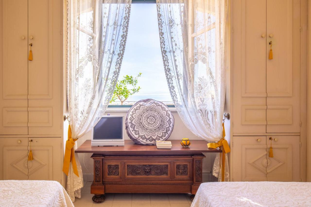 Vila Solemar Sicilia - Casa Porto Bagnera Santa Flavia Exteriér fotografie